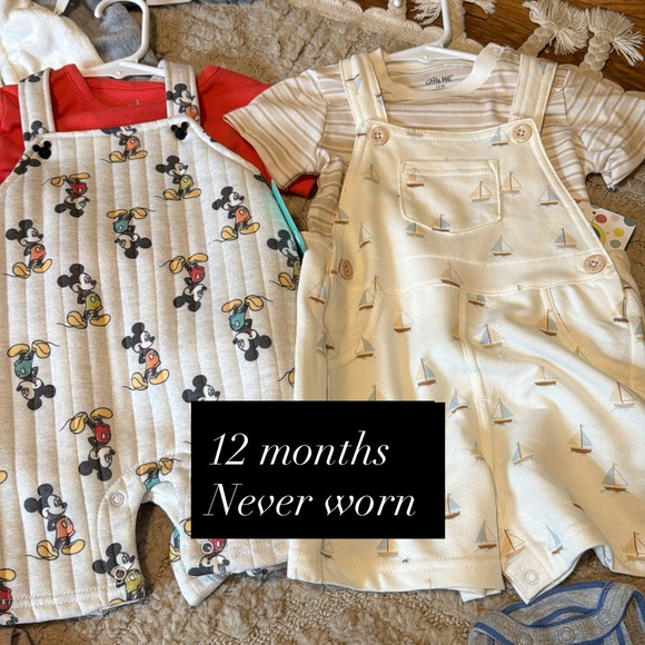 Mixed Clothing Bundle - Picture 5 of 11